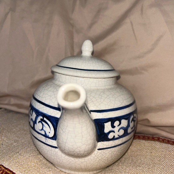 Dedham Pottery The Potting Shed Rabbit EUC Made in USA Teapot and Casserole Dish - Picture 3 of 13